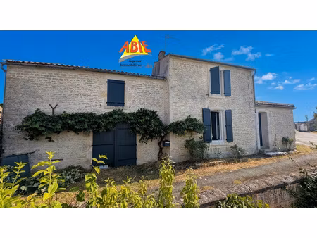 belle maison en pierre de 103 m2 maille 85 marais poitevin