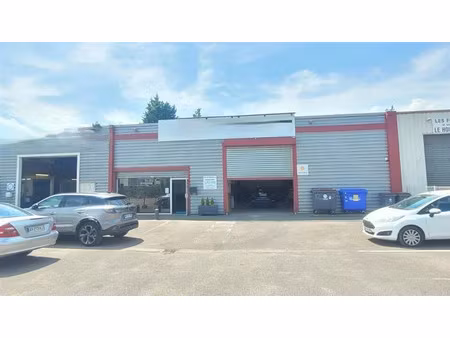 location local d'activités le houlme 432 m²