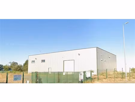 location local d'activités tournefeuille 740 m²