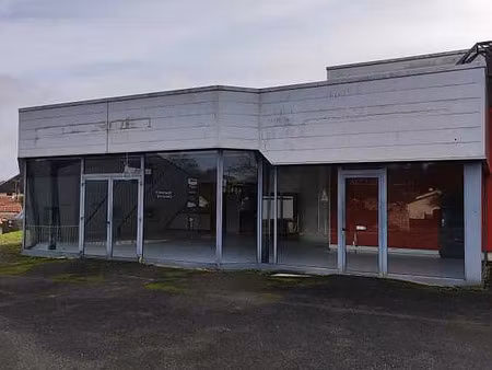 location bureau ruffec 340 m²