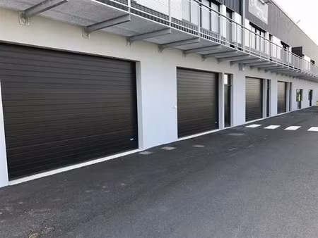 vente local d'activités chasseneuil du poitou 102 m²