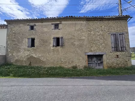 vente maison 6 pièces 136 m² à castres (81100)  45 000 €