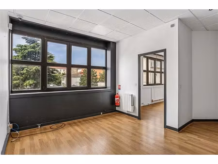 location bureau boulogne billancourt 220 m²