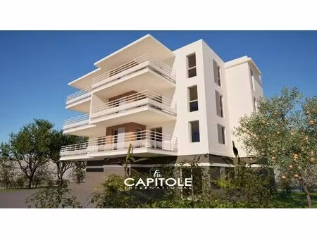exceptionnel ! antibes proche port et centre ville : superbe appartement 6 pièces  140 m².