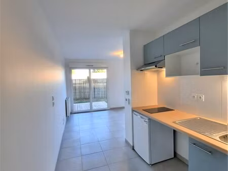 location appartement 1 pièce 26m² castelginest 31780