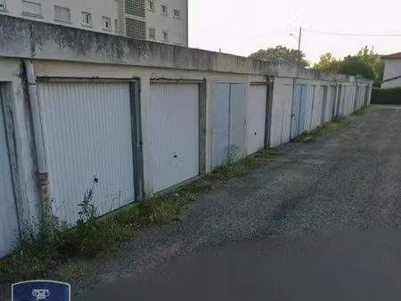 parking à louer - montauban (82) - 70€
