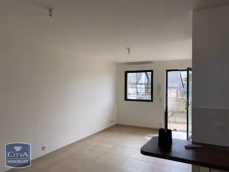 appartement à louer 2 pièces 50.8 m² - noyant-villages (49) - 490€