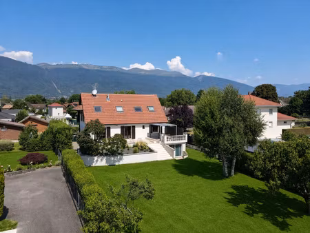 maison 7 pièces 218 m2