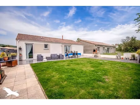vente maison 3 pièces 77 m² rieucros (09500)