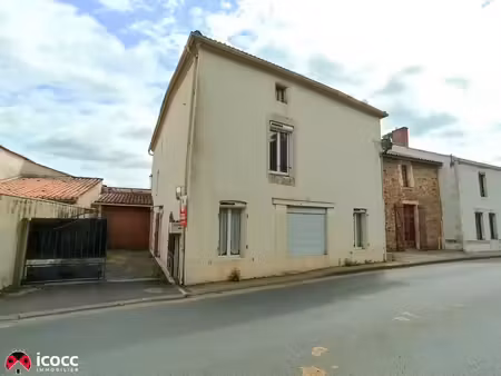 vente maison 7 pièces 162 m² à moutiers-sur-le-lay (85320)  127 800 €