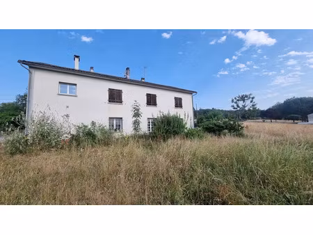 vente maison 8 pièces 158 m² à nontron (24300)  128 750 €