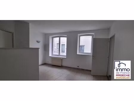 location appartement 2 pièces 39m² chomerac 07210
