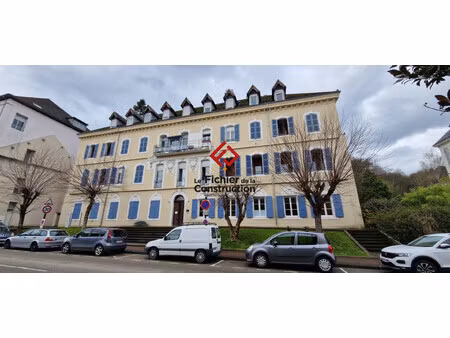 location local commercial 63m² le pont de beauvoisin 38480
