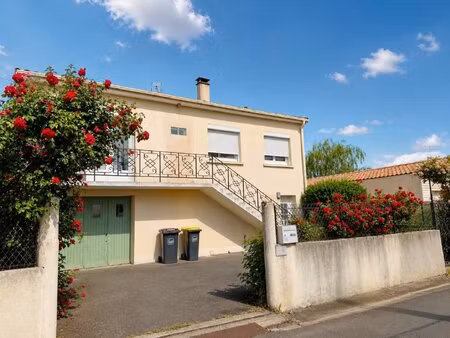 achat maison 7 pièces 161m² gond pontouvre 16160