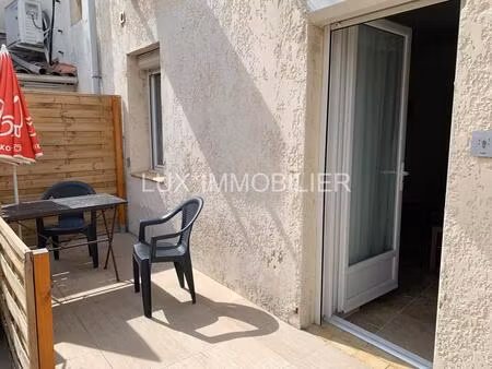 eyragues - centre ville - 2 pieces 40m² - terrasse - parking