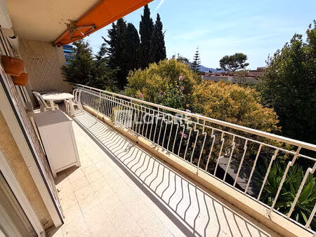 cannes proche hopital : appartement 3 pièces et studio pour 96 m²