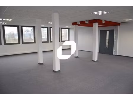 location bureaux 107 m² à 402 m²