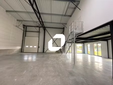 location local d’activités nieppe 59850 669m²
