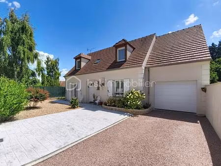 maison de 112 m² à moussy-le-neuf