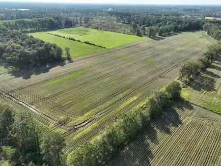 landbouwgrond: 4ha 84a 60ca