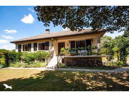vente maison 6 pièces 117 m² à champniers-et-reilhac (24360)  230 000 €