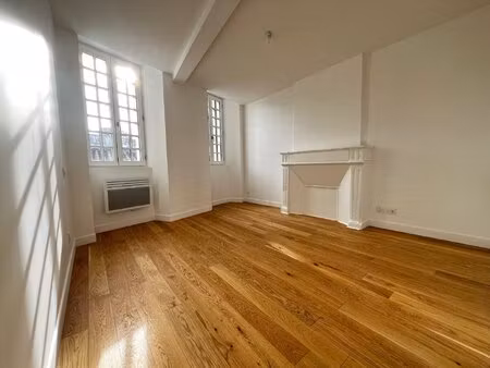 location appartement 2 pièces 36m² angouleme 16000