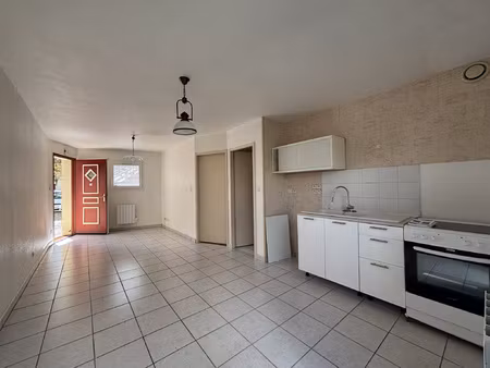 location appartement 2 pièces 37m² buxerolles 86180