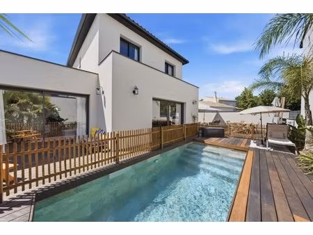 maison 5 pièces 127m2 sur une parcelle de 336m2