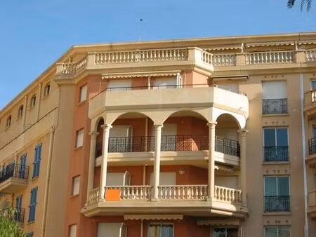 penthouse de luxe de 1 chambres en vente place saint-roch  menton  alpes-maritimes  proven