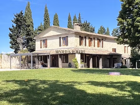 batisse en pierre 380 m² sur terrain 4390 m²
