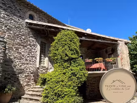 maison en pierre à fos  village nature!