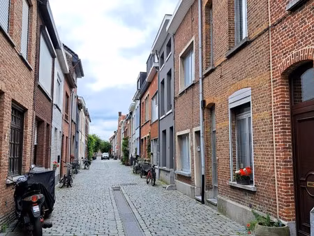huis te koop in lier met 2 slaapkamers