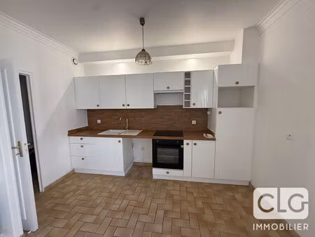 location appartement 2 pièces 44m²