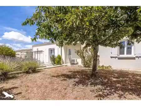 vente maison 4 pièces 83 m² à benon (17170)  276 000 €
