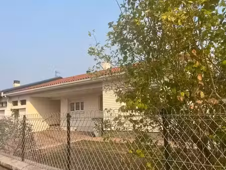 vente maison 5 pièces 106 m² à mazères-lezons (64110)  250 000 €