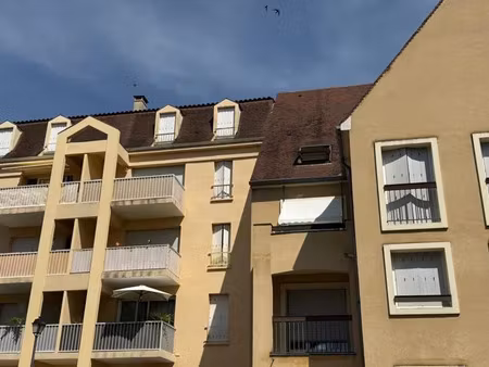 vente appartement 1 pièce 25 m² sarlat-la-canéda (24200)