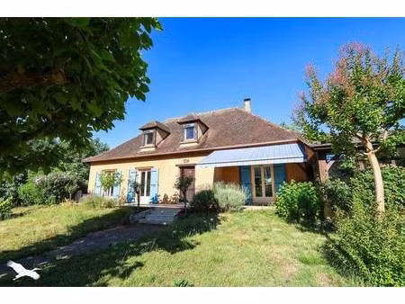 vente maison 7 pièces 205 m² la force (24130)