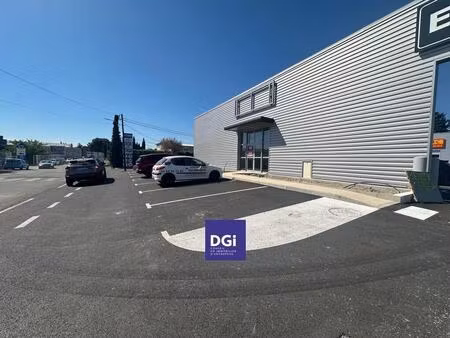 location local d’activités nimes 30900 130m²