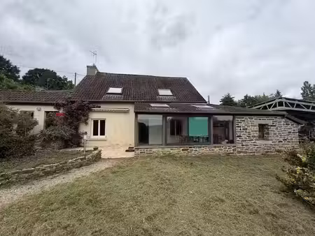 vente maison 7 pièces 160 m² à plouguenast-langast (22150)  168 000 €