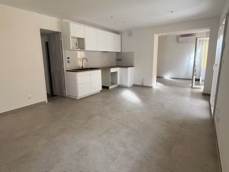 location maison 4 pièces 108m² st savournin 13119