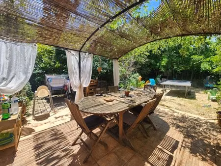 maison plain pied avec studio et panneaux photovoltaïque