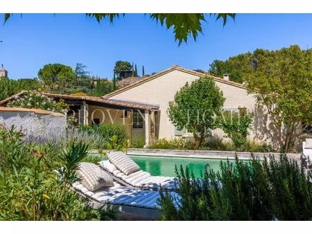 a vendre en exclusivite maison de village de plain pied avec piscine maubec luberon...