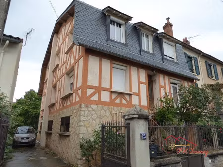 maison année 30 avec jardin  169m²hab + dépendances