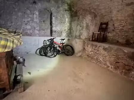 location garage 20 m² à peille (06440)
