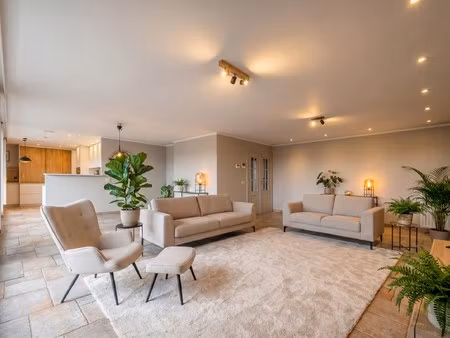 appartement te koop in izegem met 4 slaapkamers