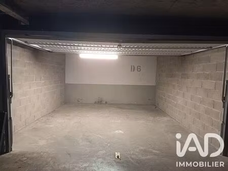garage à montreuil (93100)