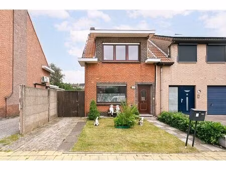huis te koop in kapellen met 3 slaapkamers