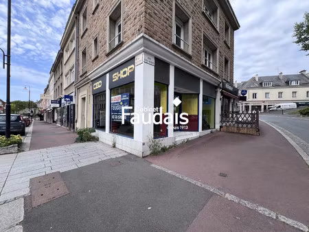 location local commercial 34m² st lo 50000