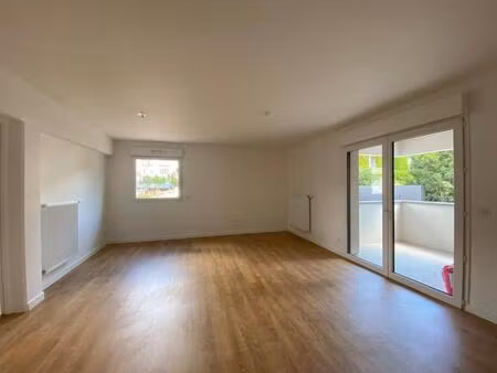 location appartement 3 pièces 66m² deville les rouen 76250