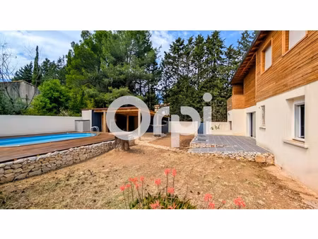location maison 6 pièces 164 m² à cournonsec (34660)